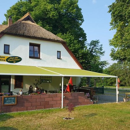 Отель Pension Und Bistro" Dat Olle Fischerhus" Ральсвик Экстерьер фото